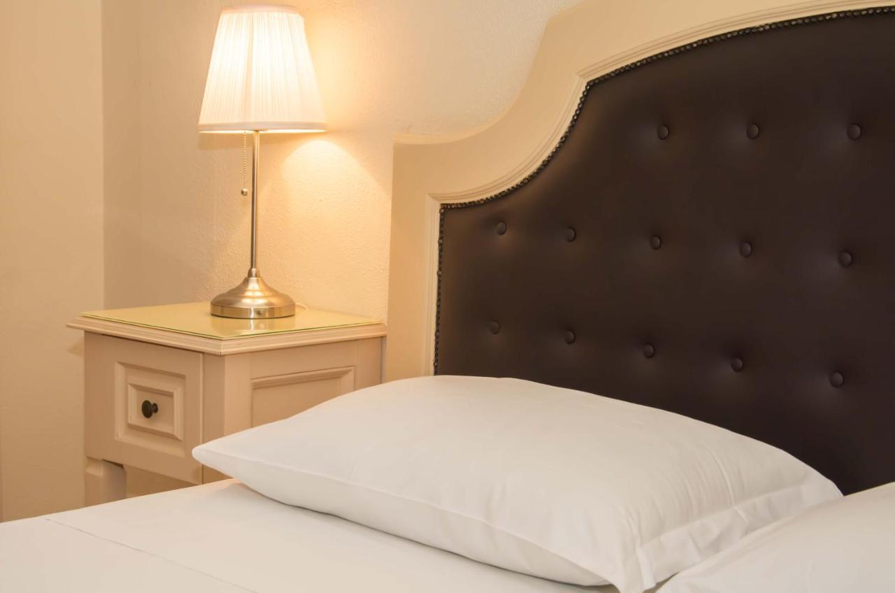 La Collegiata Guest House Katania Zewnętrze zdjęcie
