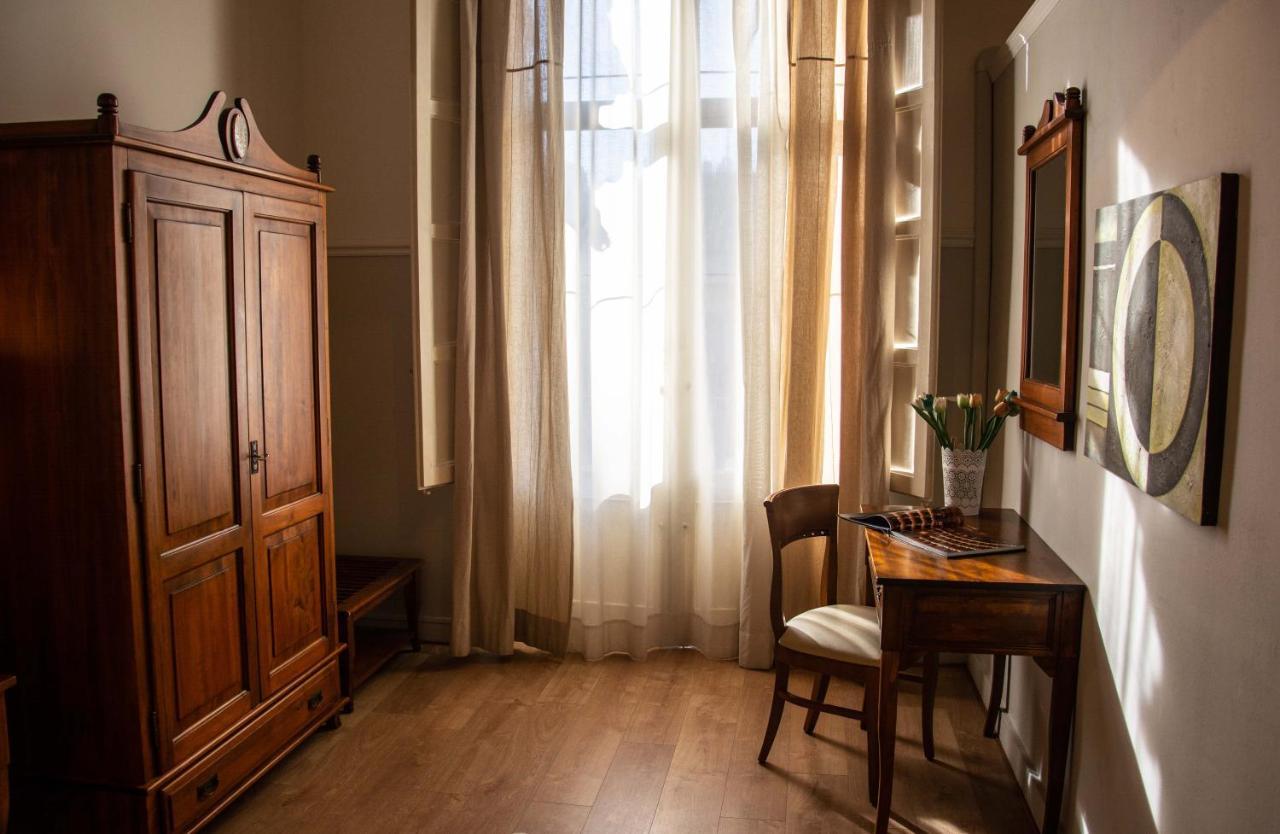 La Collegiata Guest House Katania Zewnętrze zdjęcie