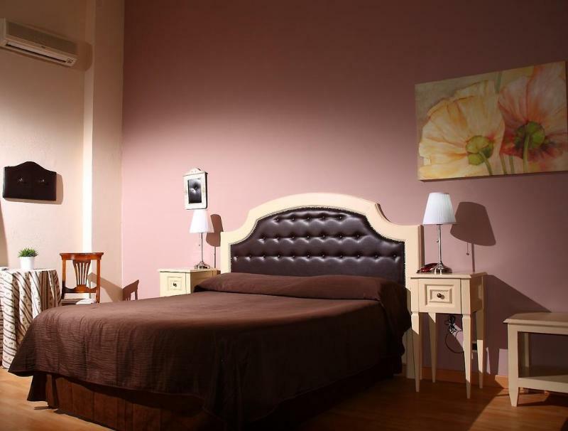 La Collegiata Guest House Katania Zewnętrze zdjęcie